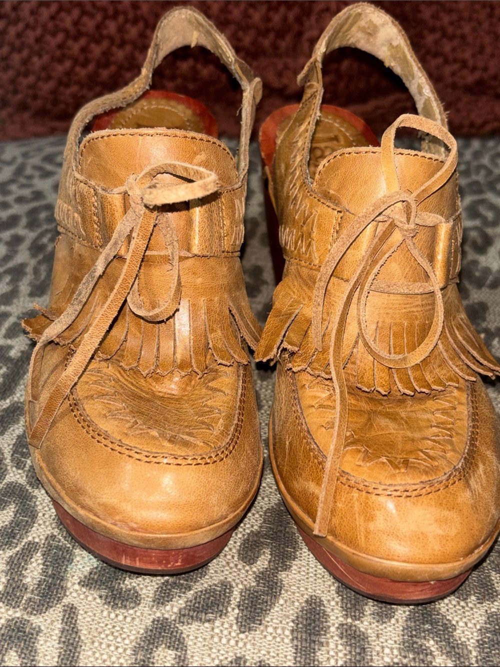 Latigo tan leather lace platform mule western fringe round toe wood heel size 7 - Picture 3 of 14